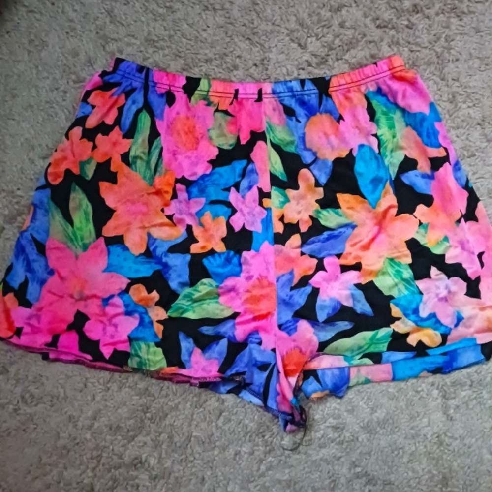 Floral shorts